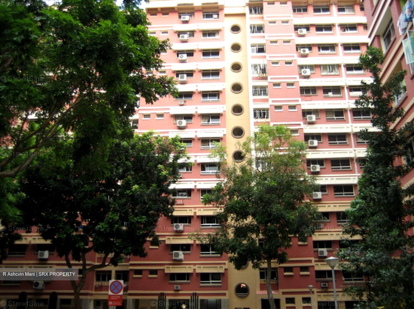 Pasir Ris Street 21 listing thumbnail photo